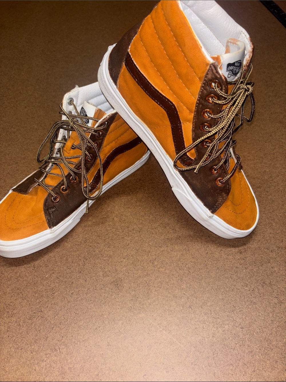 Vans High-Top Sneakers Men’s 7.5 Woman’s 9 in Orange and Brown with White Soles